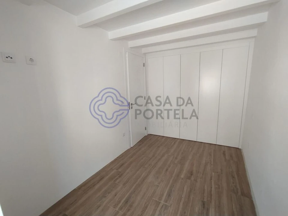 Moradia T2 para Venda em Carregueiros Foto 11