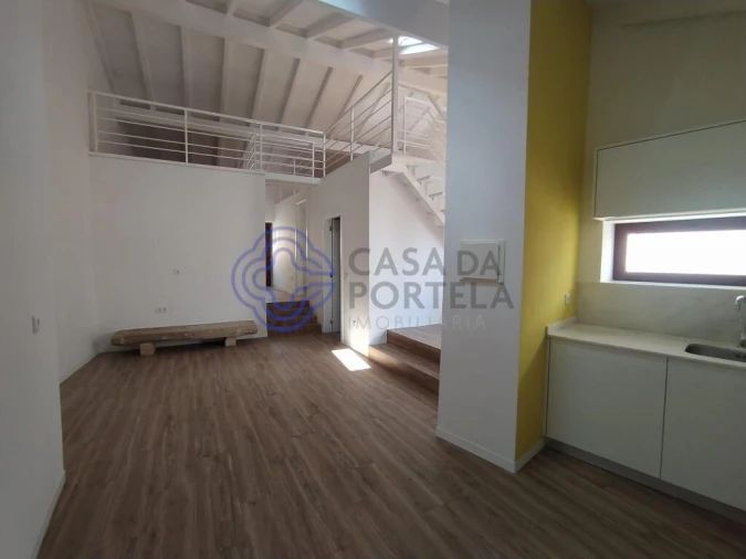 Moradia T2 para Venda em Carregueiros Foto 4