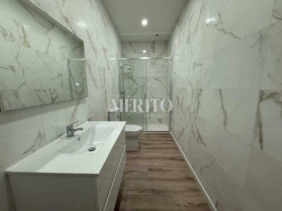 Apartamento T2 para Venda em Ribeirão Foto 8