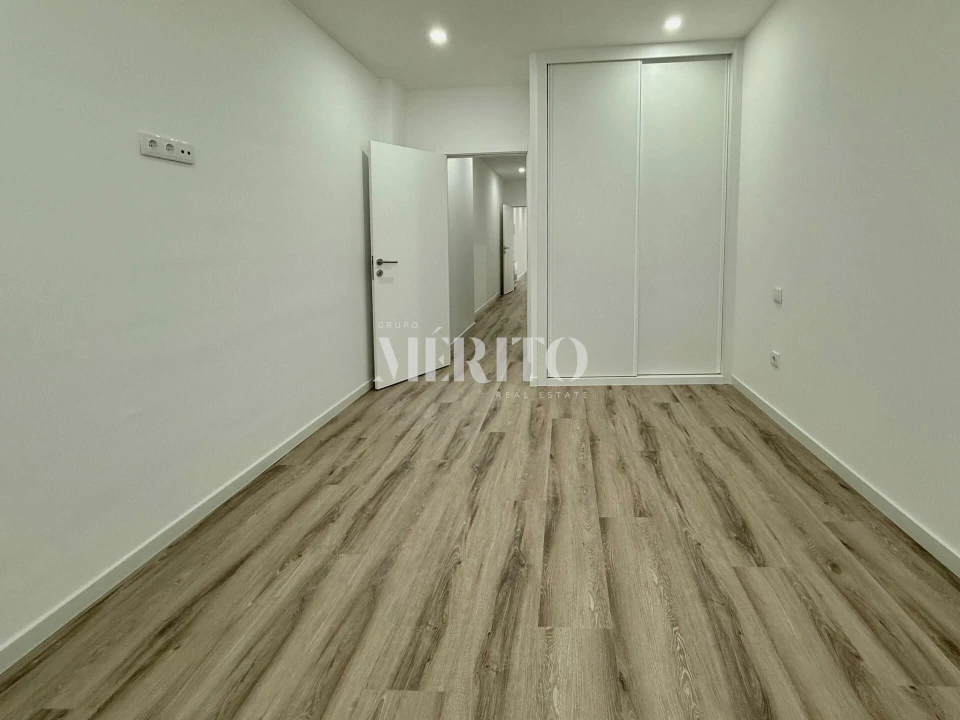 Apartamento T2 para Venda em Ribeirão Foto 14