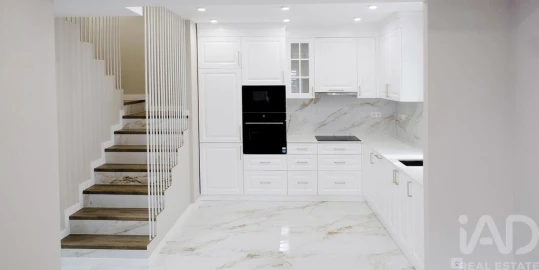 Moradia T3 para Venda em Lagoa e Carvoeiro