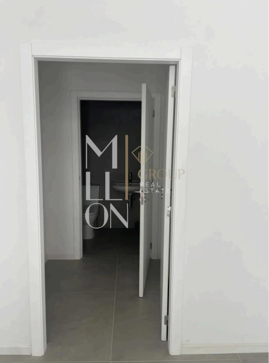 Loja para Arrendamento em Cedofeita, Santo Ildefonso, Sé, Miragaia, São Nicolau e Vitória Foto 4