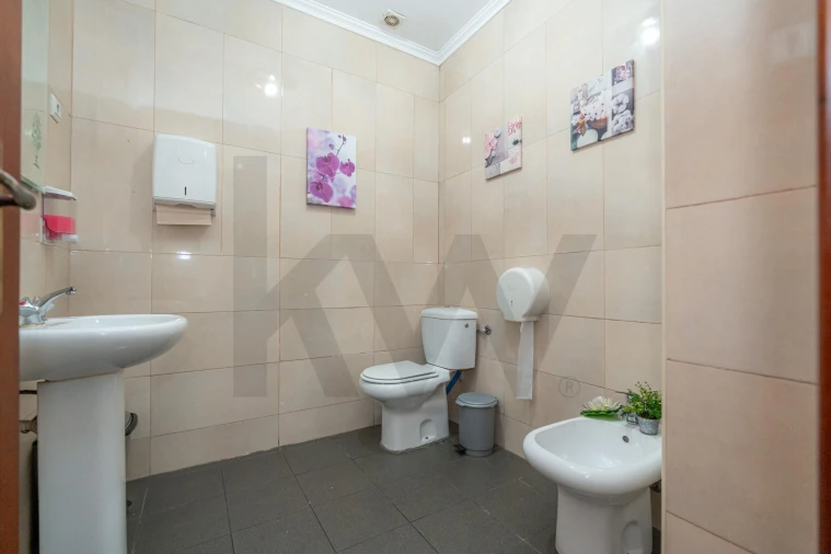 Negócio para Venda em São Martinho do Bispo e Ribeira de Frades Foto 33