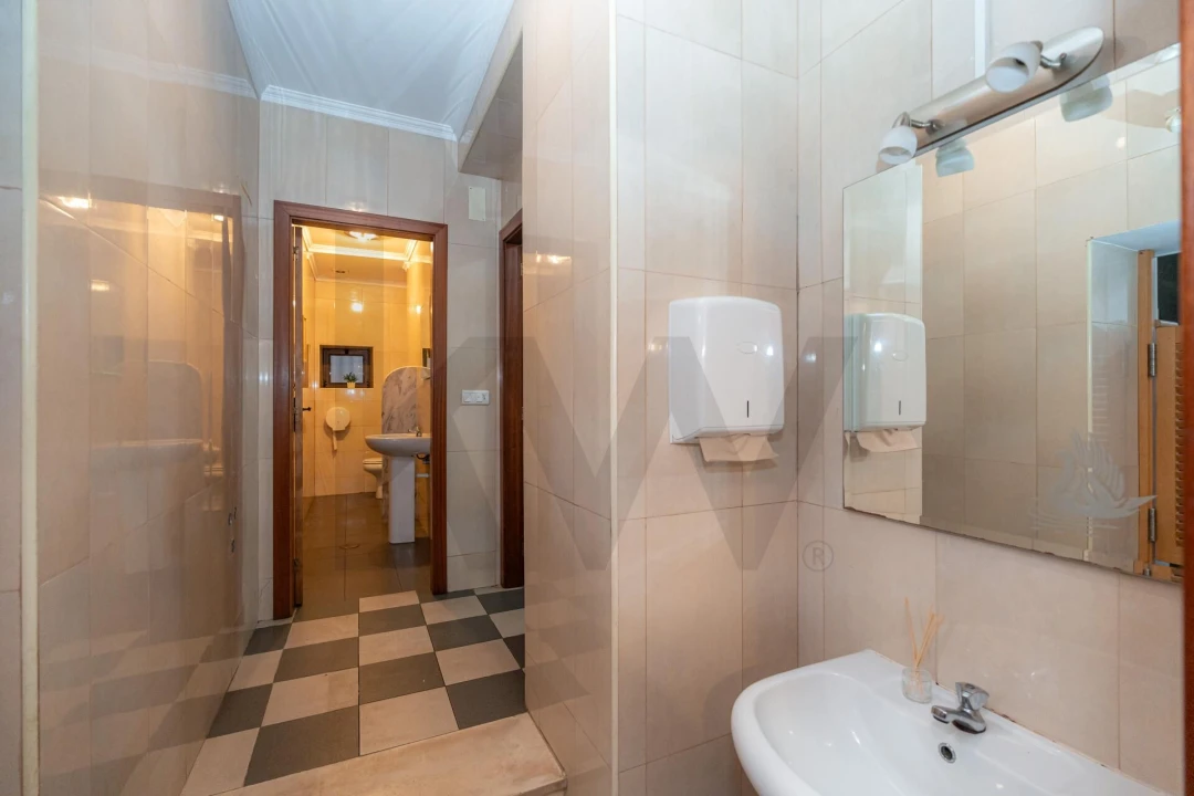 Negócio para Venda em São Martinho do Bispo e Ribeira de Frades Foto 31