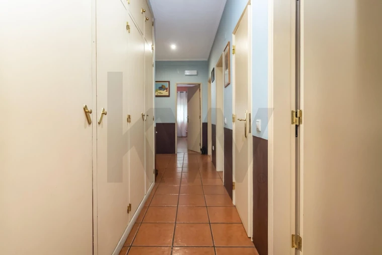 Apartamento T2 para Venda em Amora Foto 5
