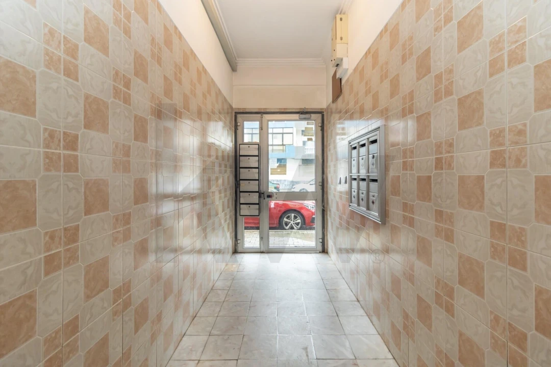 Apartamento T2 para Venda em Amora Foto 30