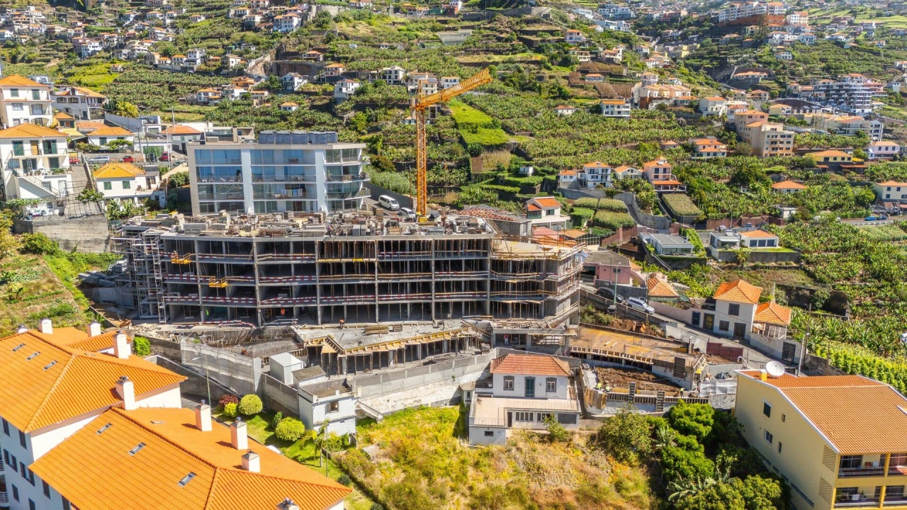 Apartamento T1 para Venda em Camara de Lobos Foto 14