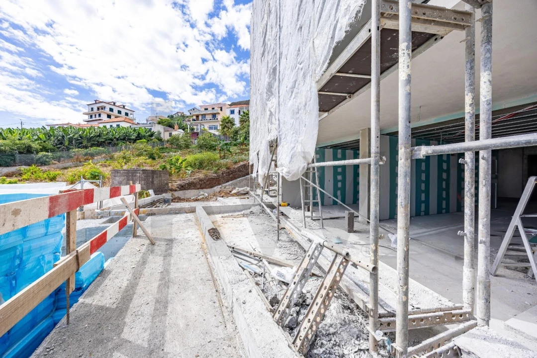 Apartamento T1 para Venda em Camara de Lobos Foto 26
