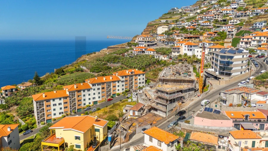 Apartamento T1 para Venda em Camara de Lobos Foto 19