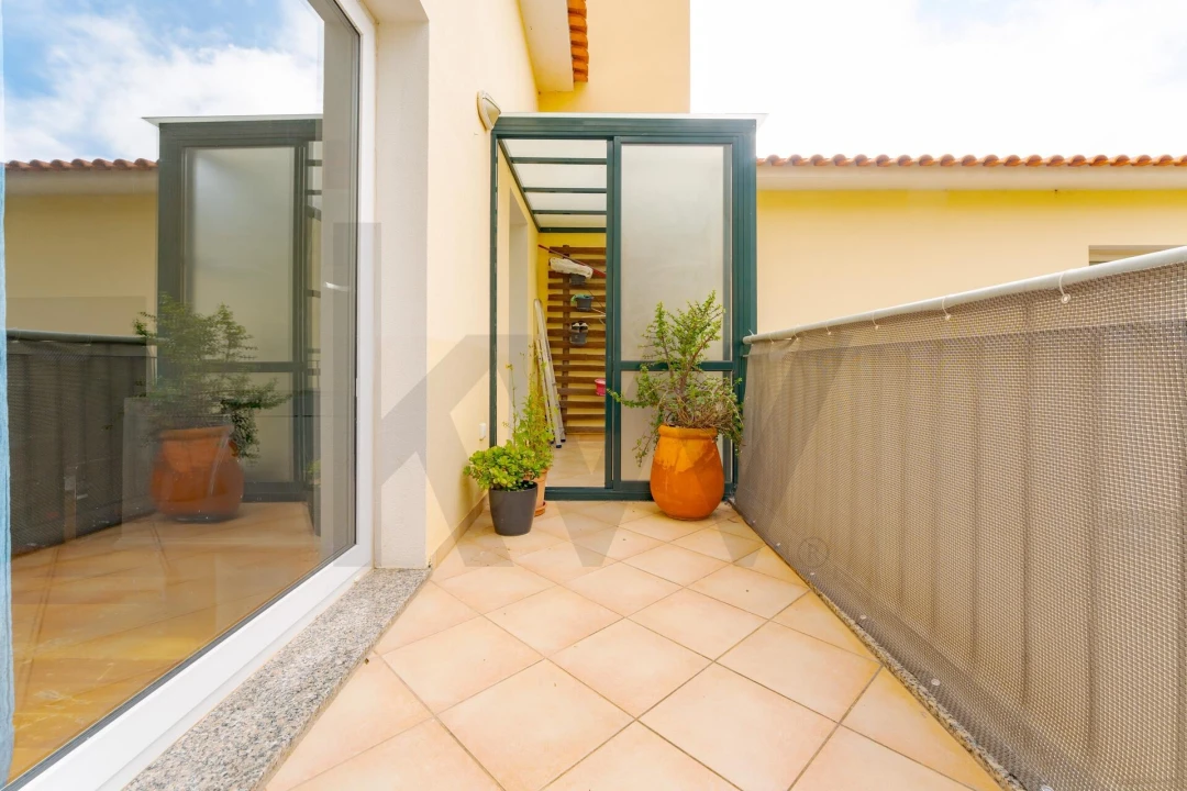 Apartamento T1 para Venda em Caniço Foto 20