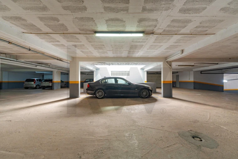 Apartamento T1 para Venda em Caniço Foto 24