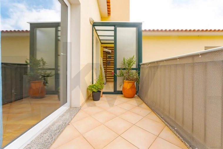 Apartamento T1 para Venda em Caniço Foto 20