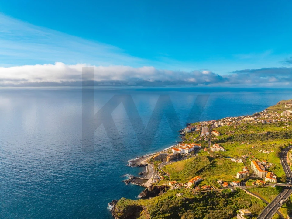 Apartamento T1 para Venda em Caniço Foto 31