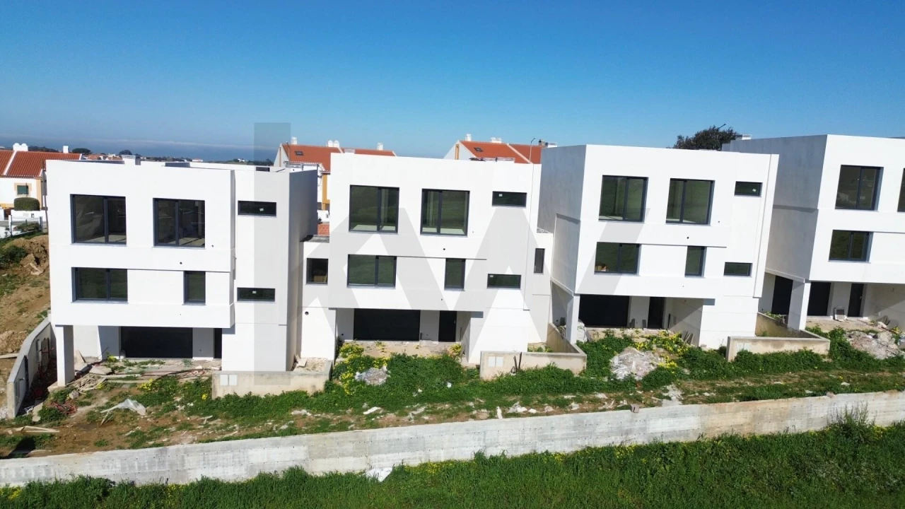 Moradia T4 para Venda em Mafra Foto 1