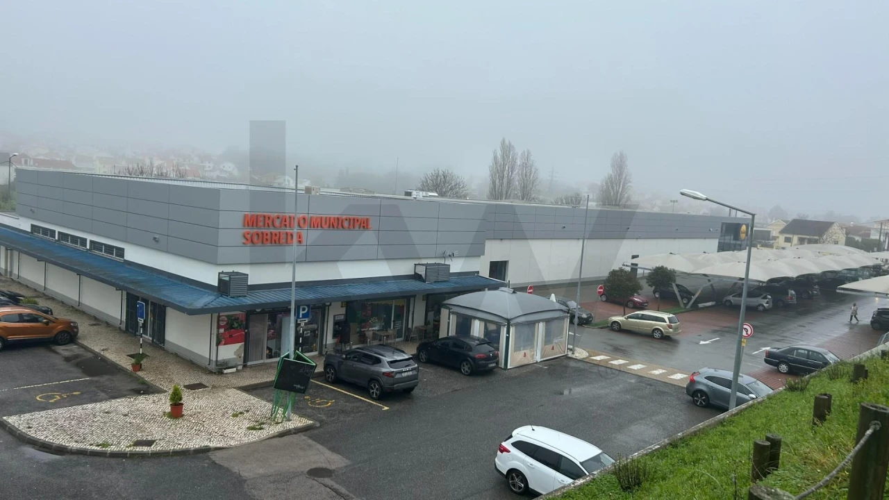 Terreno para Venda em Charneca de Caparica e Sobreda Foto 12