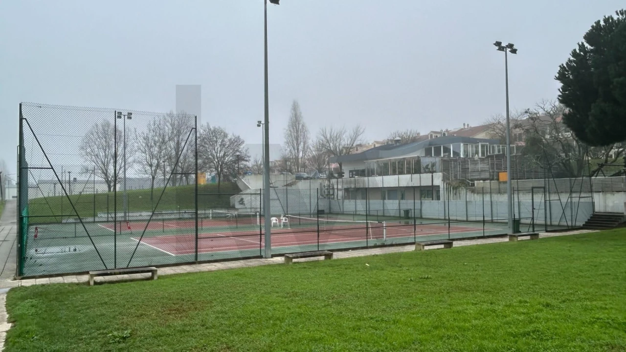Terreno para Venda em Charneca de Caparica e Sobreda Foto 10