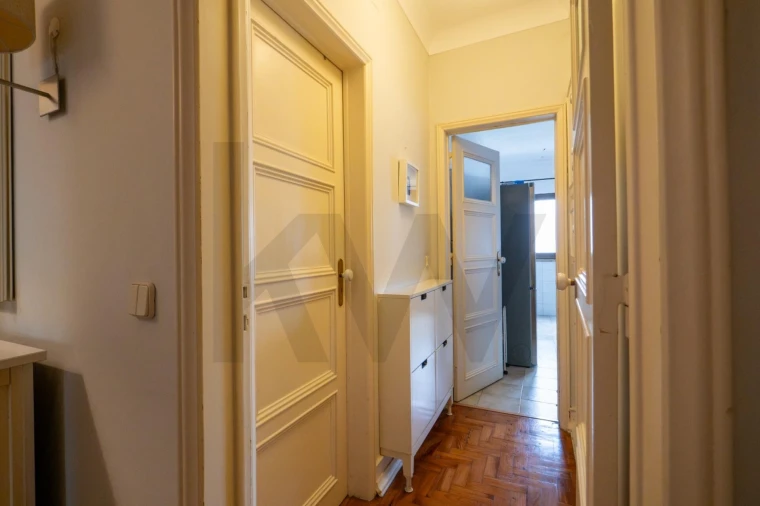 Apartamento T3 para Venda em Beato Foto 9