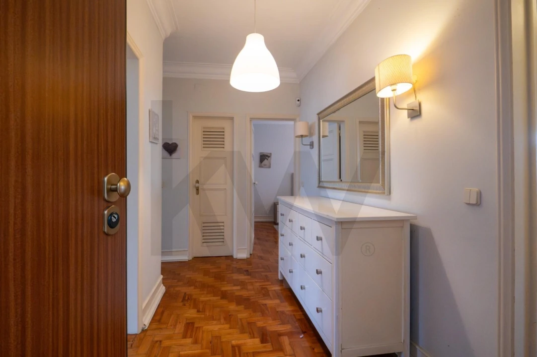 Apartamento T3 para Venda em Beato Foto 4