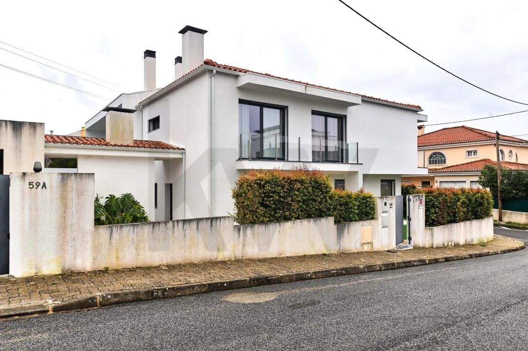 Moradia T3 para Venda em Porto Salvo Foto 33