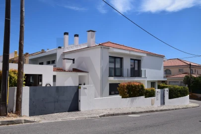 Moradia T3 para Venda em Porto Salvo