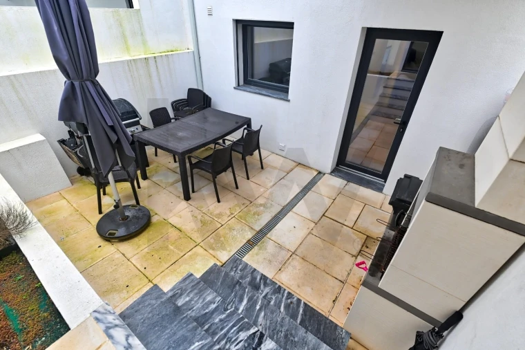 Moradia T3 para Venda em Porto Salvo Foto 27