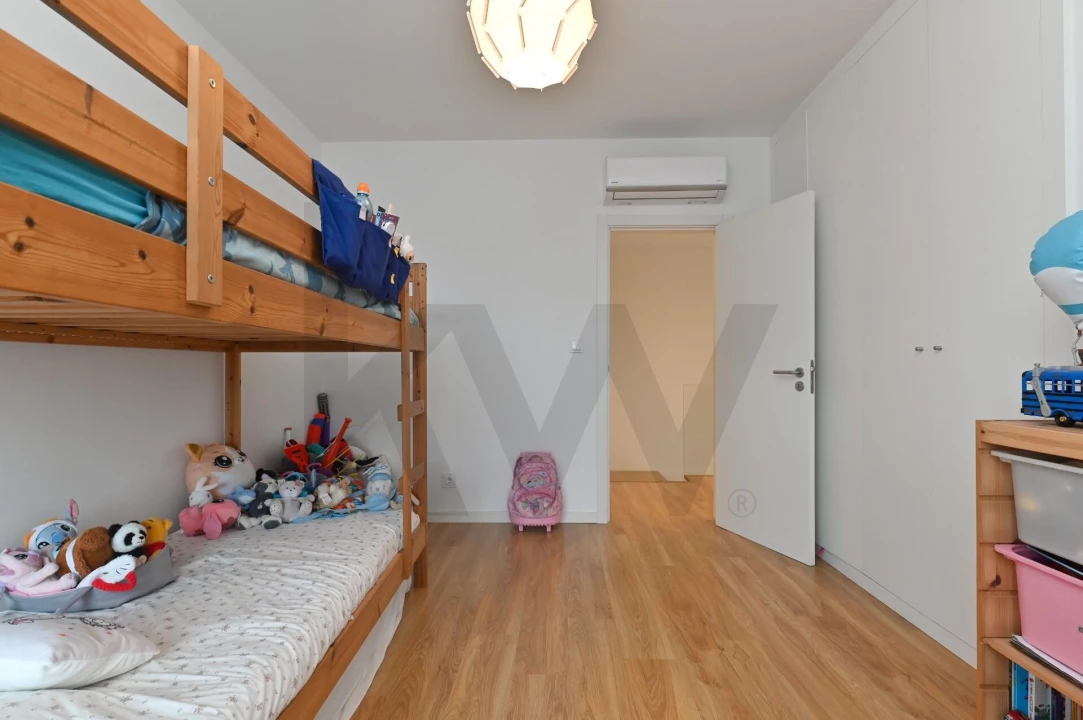 Moradia T3 para Venda em Porto Salvo Foto 21