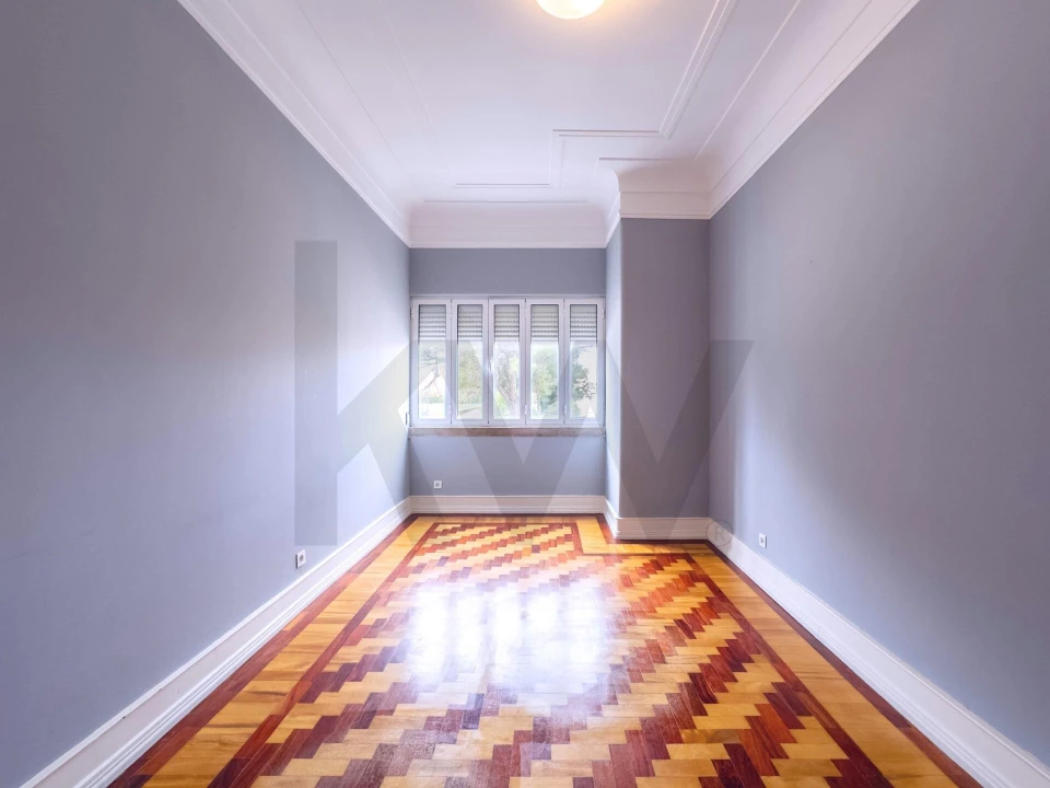 Apartamento T4 para Arrendamento em Avenidas Novas Foto 10