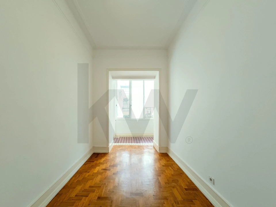 Apartamento T4 para Arrendamento em Avenidas Novas Foto 16