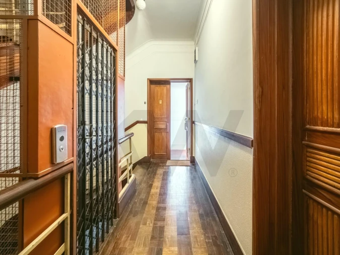 Apartamento T4 para Arrendamento em Avenidas Novas Foto 5