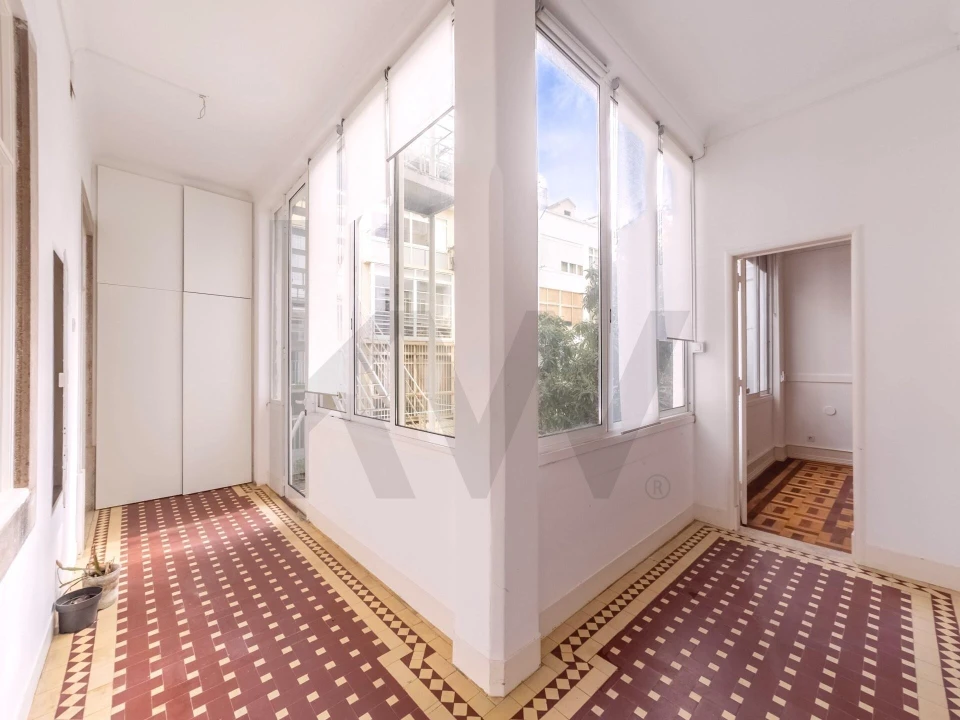 Apartamento T4 para Arrendamento em Avenidas Novas Foto 15