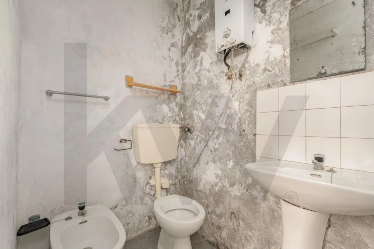 Moradia T2 para Venda em Machico Foto 9