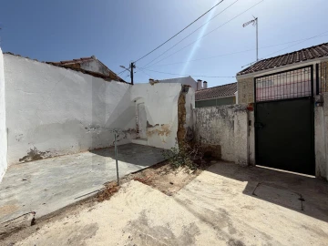 Moradia T5 para Venda em Pego