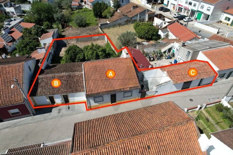 Moradia T5 para Venda em Pego Foto 1