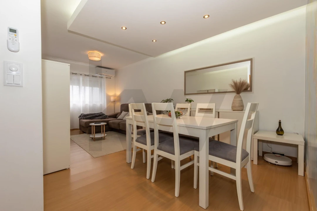 Apartamento T2 para Venda em Rosto do Cão (São Roque) Foto 7