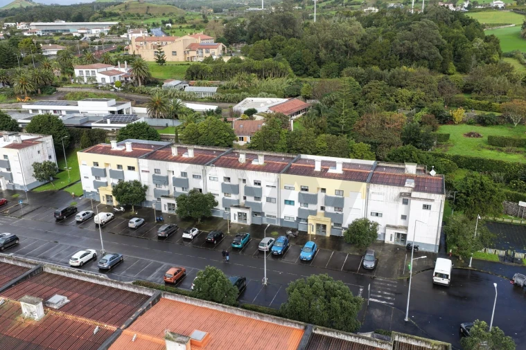 Apartamento T2 para Venda em Rosto do Cão (São Roque) Foto 29