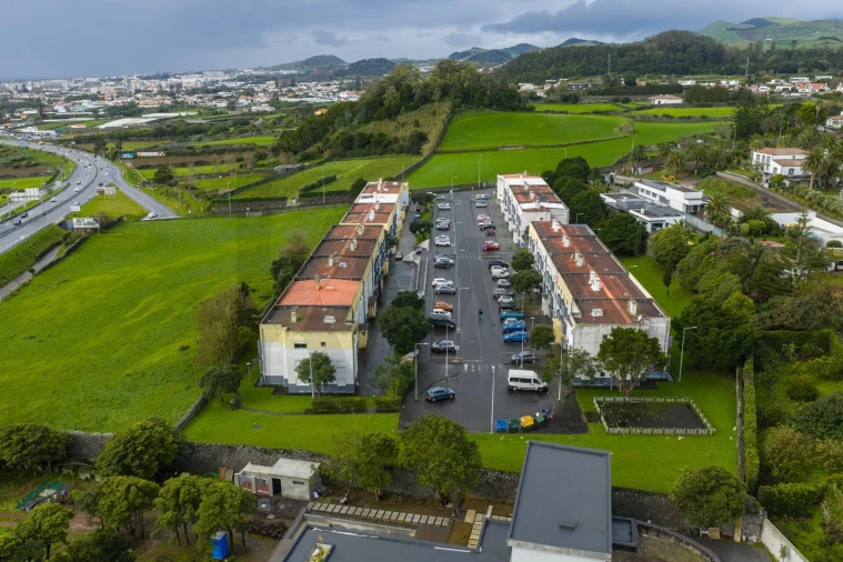 Apartamento T2 para Venda em Rosto do Cão (São Roque) Foto 21