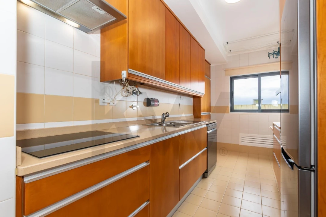 Apartamento T2 para Venda em Rosto do Cão (São Roque) Foto 3