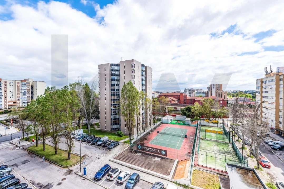 Apartamento T3 para Arrendamento em Lumiar Foto 4