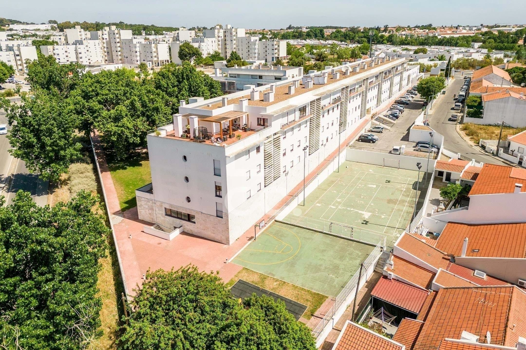 Apartamento T5 para Venda em Malagueira e Horta das Figueiras Foto 50