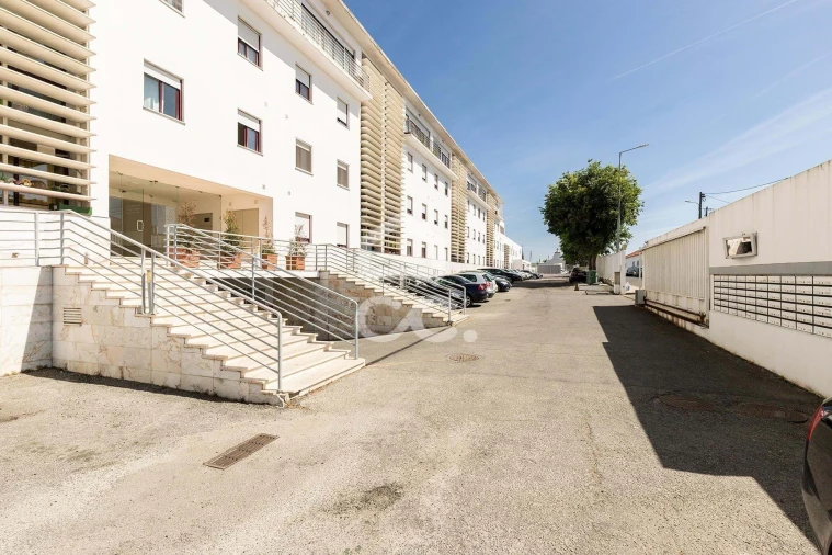 Apartamento T5 para Venda em Malagueira e Horta das Figueiras Foto 21