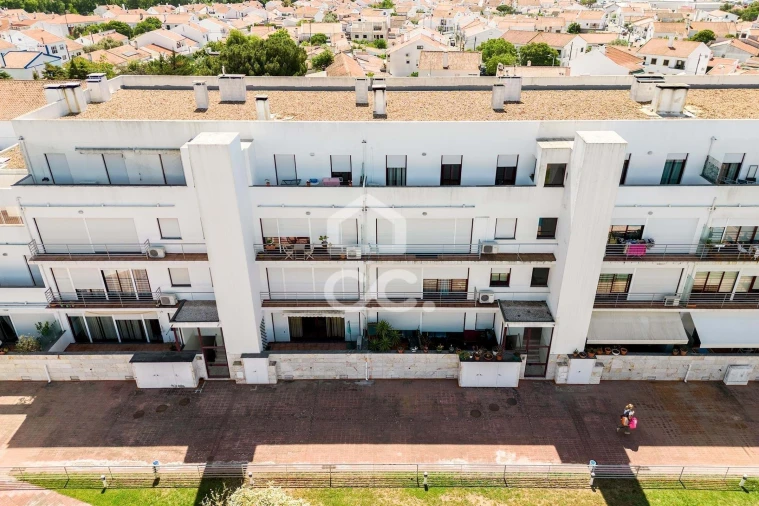 Apartamento T5 para Venda em Malagueira e Horta das Figueiras Foto 48