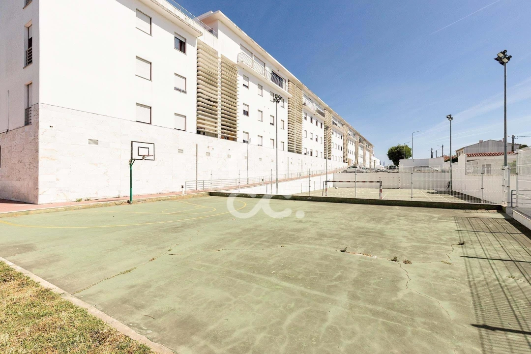 Apartamento T5 para Venda em Malagueira e Horta das Figueiras Foto 40