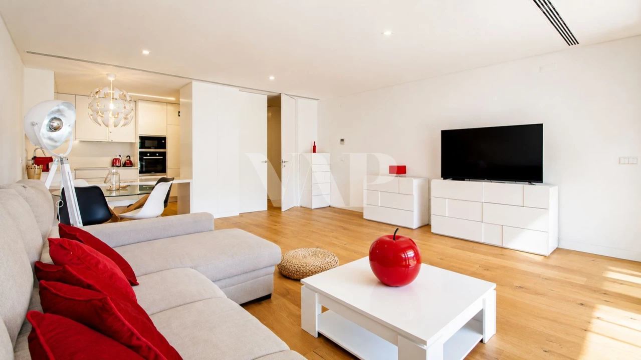 Apartamento T1 para Venda em Quarteira Foto 7