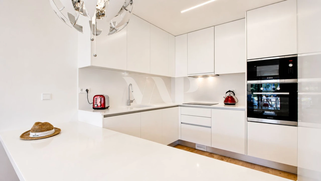 Apartamento T1 para Venda em Quarteira Foto 3