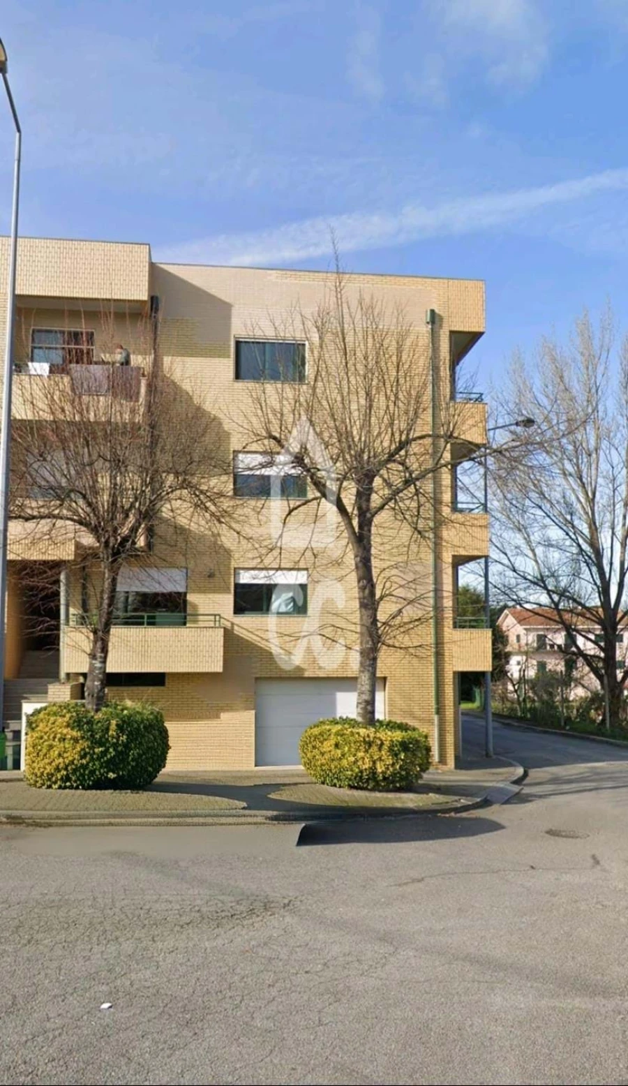 Garagem para Venda em Rio Tinto Foto 3