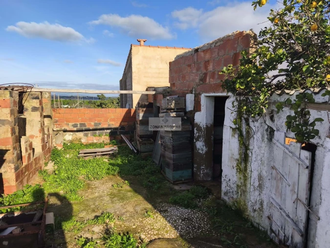 Moradia T2 para Venda em Lagos (São Sebastião e Santa Maria) Foto 5