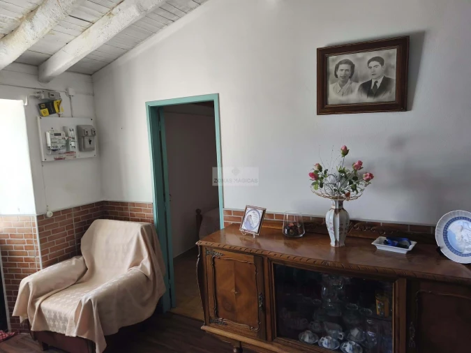 Moradia T2 para Venda em Lagos (São Sebastião e Santa Maria) Foto 11