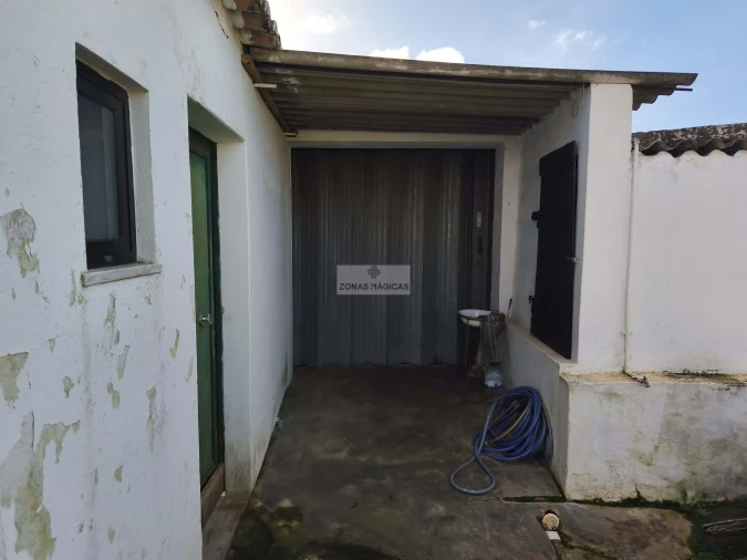 Moradia T2 para Venda em Lagos (São Sebastião e Santa Maria) Foto 13