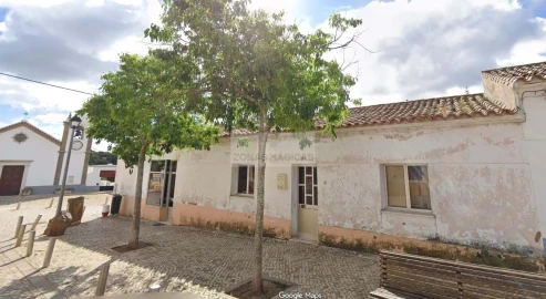 Moradia T4 para Venda em Lagos (São Sebastião e Santa Maria)