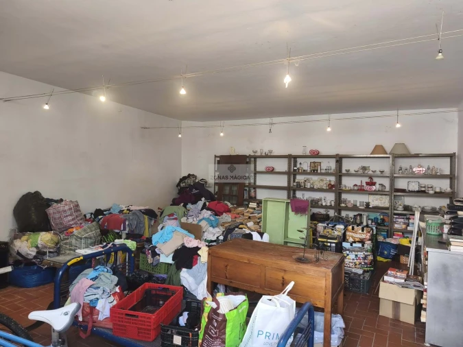 Moradia T4 para Venda em Lagos (São Sebastião e Santa Maria) Foto 8